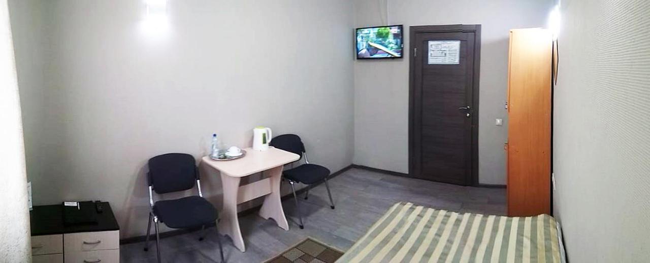 Penates Hostel 예카테린부르크 외부 사진