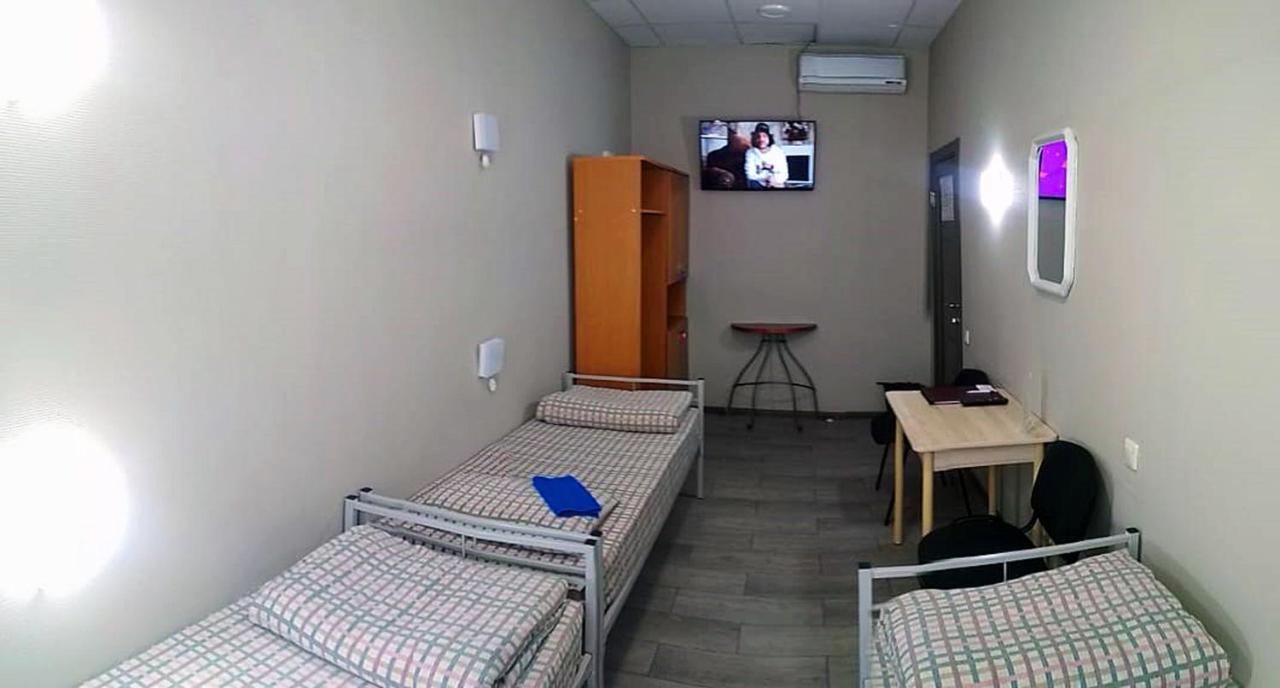 Penates Hostel 예카테린부르크 외부 사진