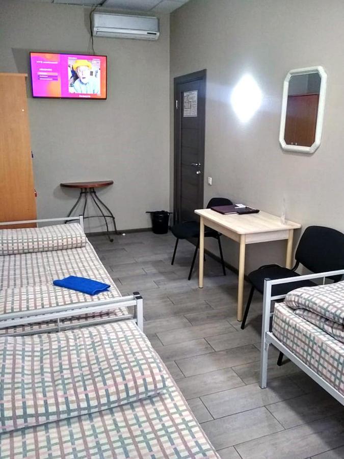 Penates Hostel 예카테린부르크 외부 사진